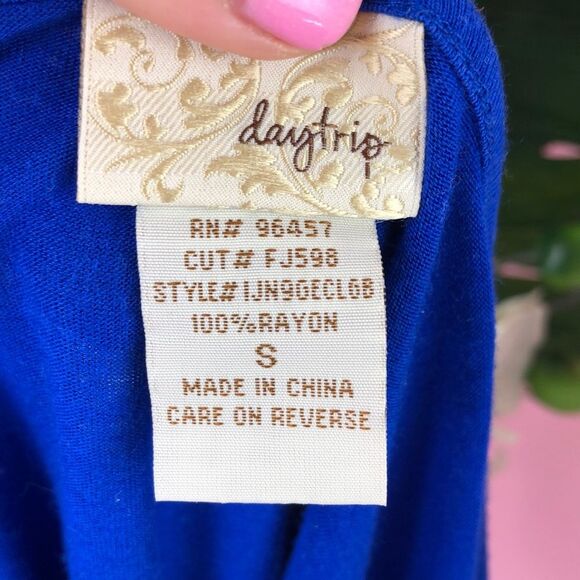 Daytrip Buckle Cobalt Blue Sequined Scoop Neck Top - Picture 10 of 14